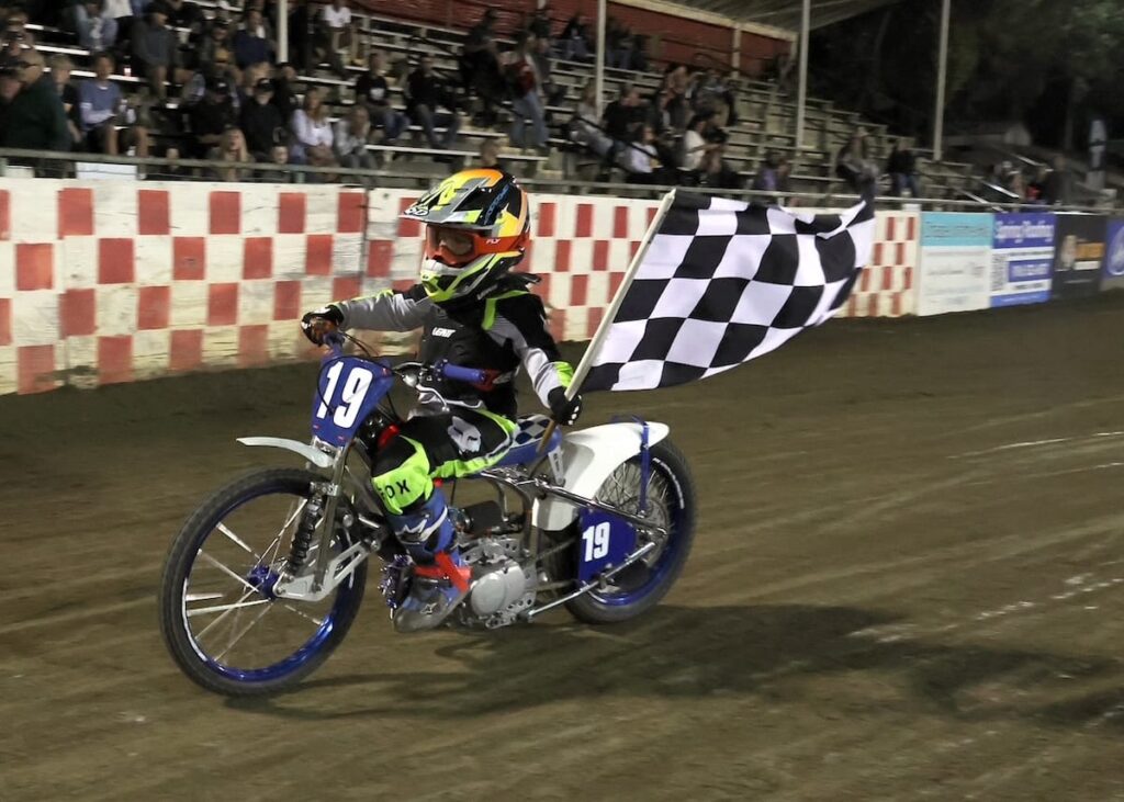 Orlando Dexter picked up a win in the Youth 150cc D2 main event. June 26 2026 - 2026 Speedway & Team Challenge Round #3.