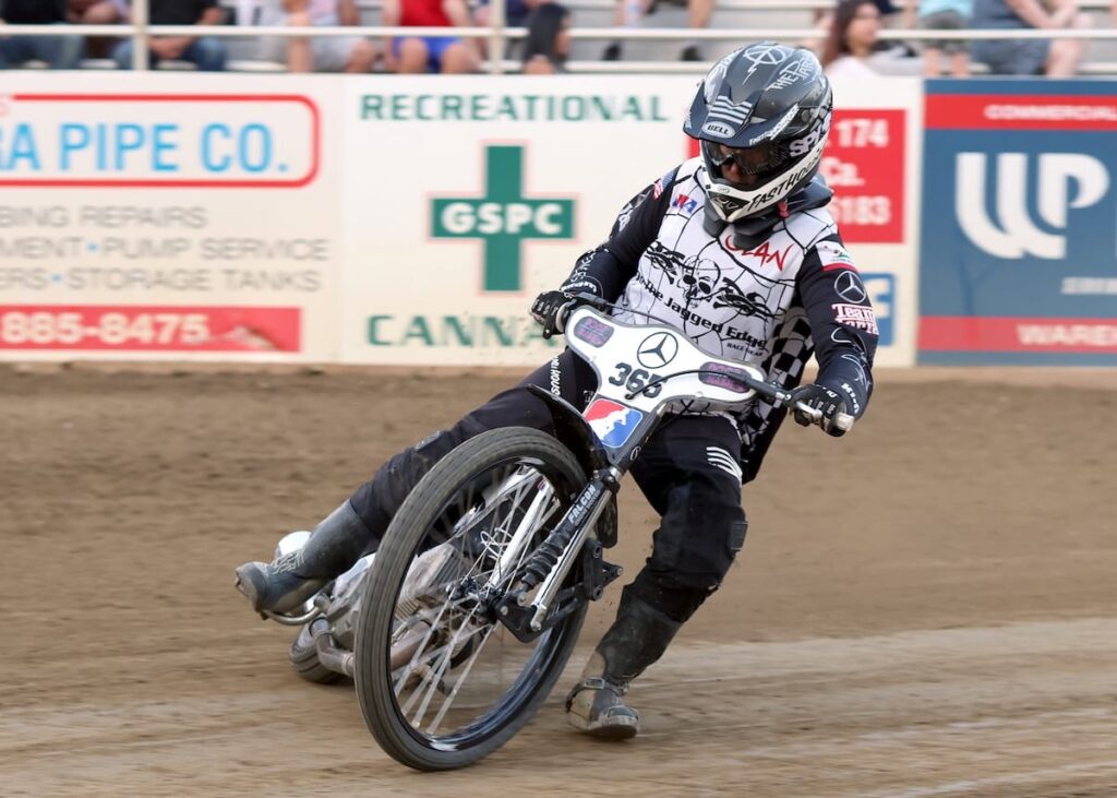 Mike Newnham won the Support D2 main event. The win was his second main event win in two weeks. July 4 2026 - 2026 Speedway & Extreme Sidecars Round #2.