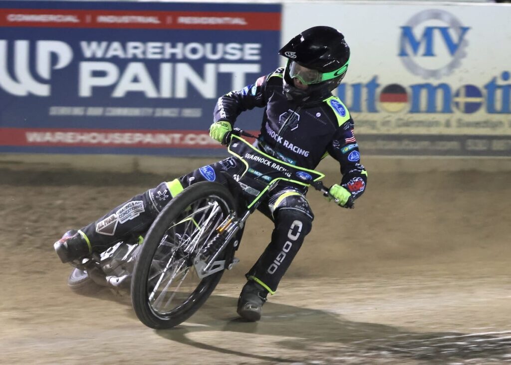 Brady Landon won his scratch main event at Fast Friday's this season. Aug 14 2026 - 2026 Speedway Final Points Night & Team Challenge Final.